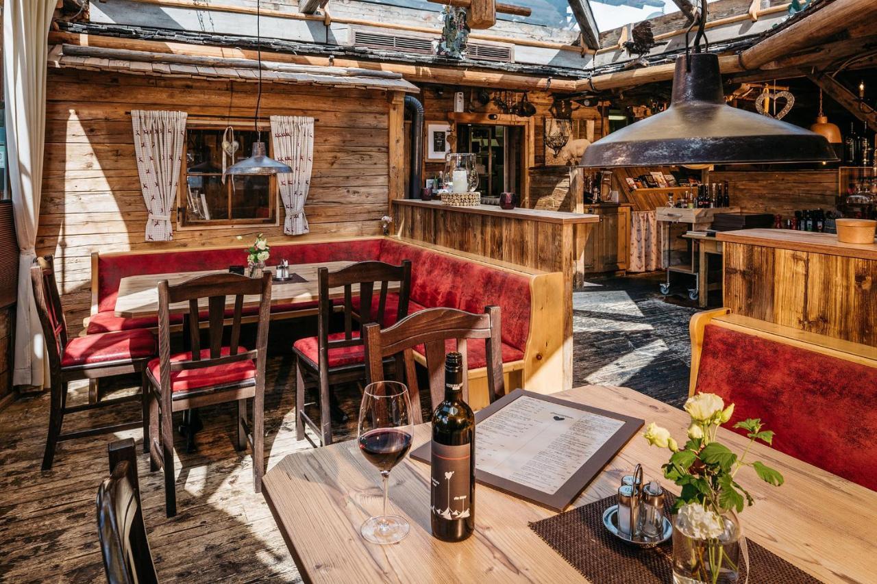 Alpenparks Montana Apartments Matrei in Osttirol Buitenkant foto