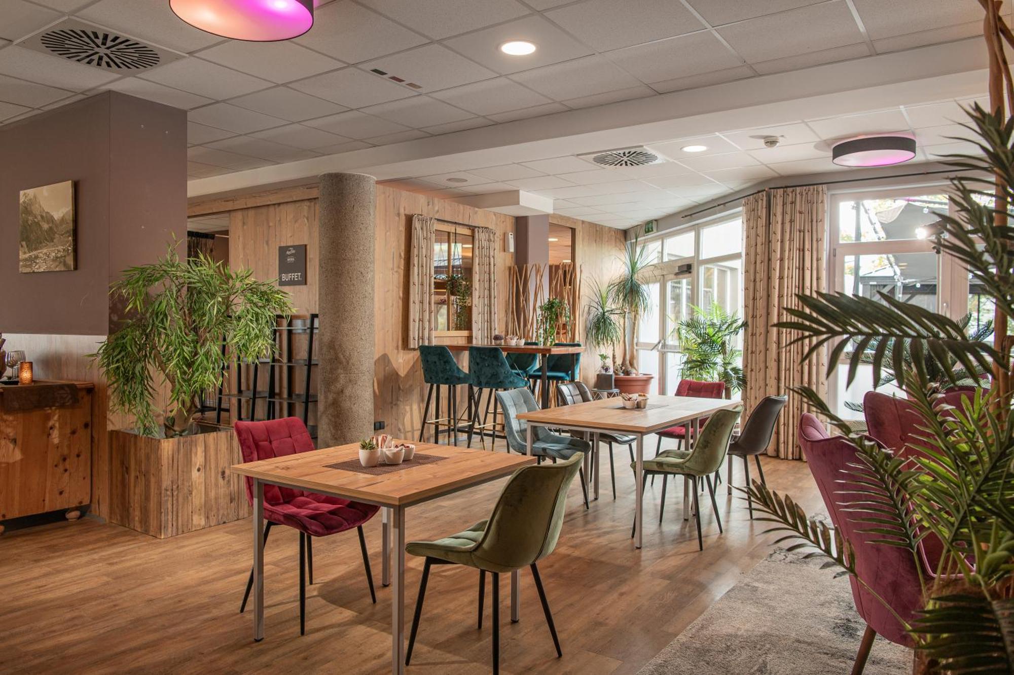 Alpenparks Montana Apartments Matrei in Osttirol Buitenkant foto
